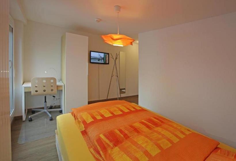 הוסטל Landgasthof Hirschen