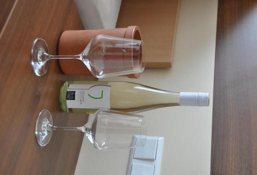 호스텔 Wirtshaus Gruber Weitenegg