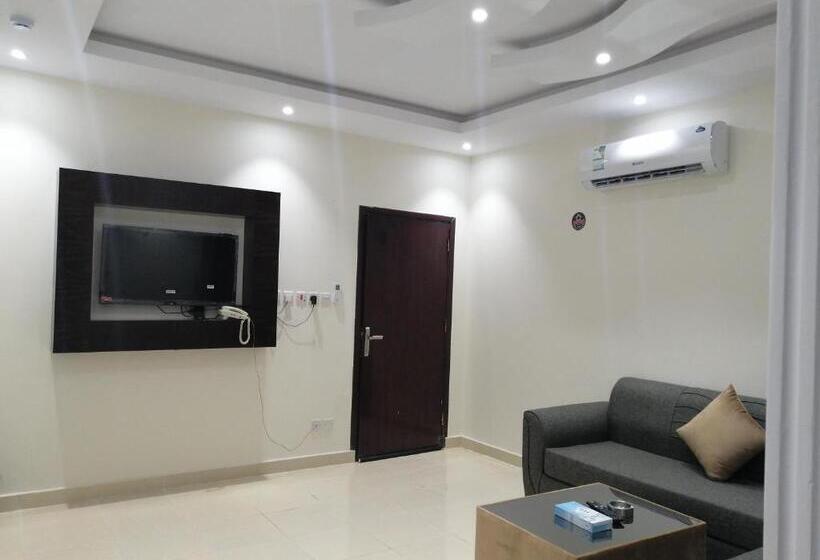 Fakhamat Al Orjoana & Suites