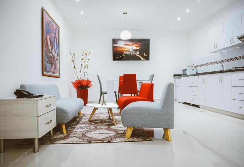 هتل Súper Estrellas