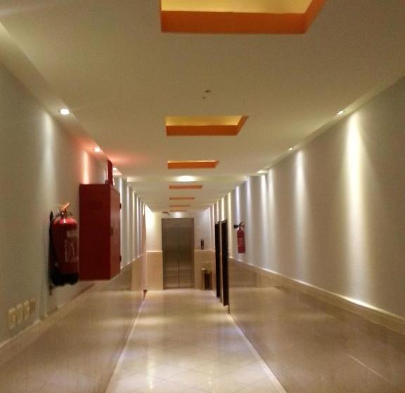 Lavona 2 Hotel Apartments