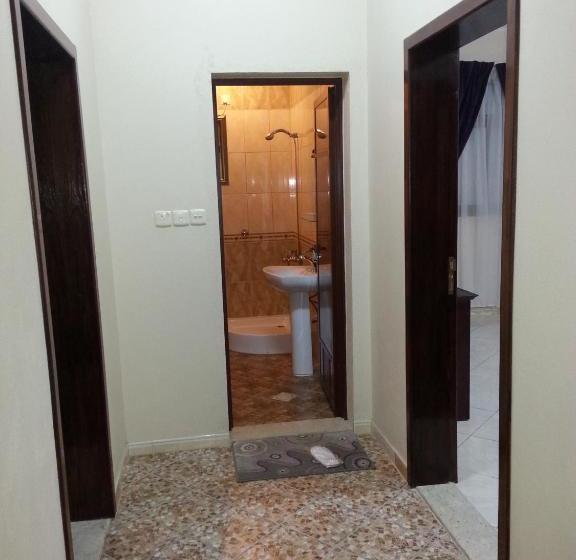 Lavona 2 Hotel Apartments