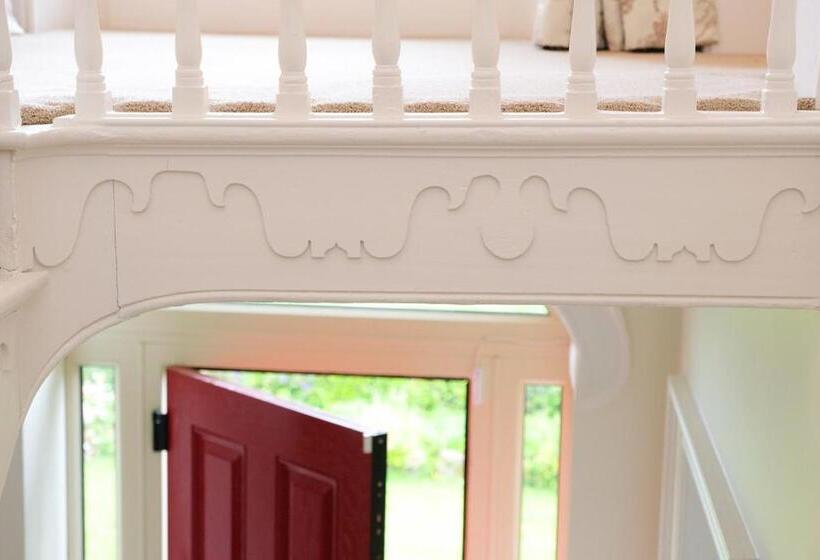 פנסיון Abhainn Ri Farmhouse