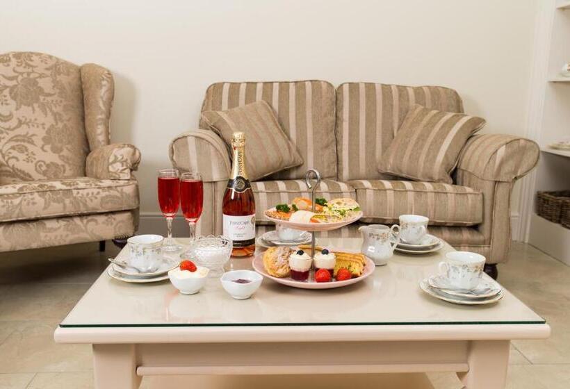 פנסיון Abhainn Ri Farmhouse