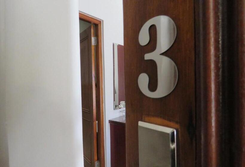 بنسيون Abiento Guesthouse