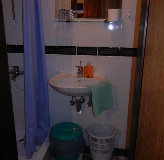 پانسیون Apartments & Rooms Stare