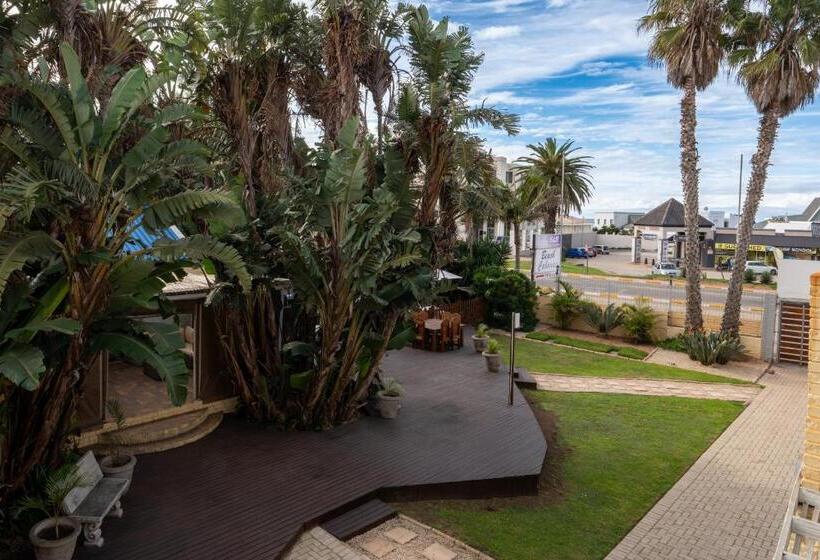 پانسیون Beach Cabanas