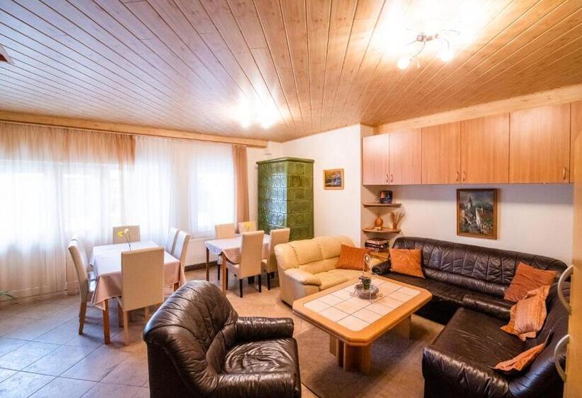 بنسيون Bonifert Vendégház