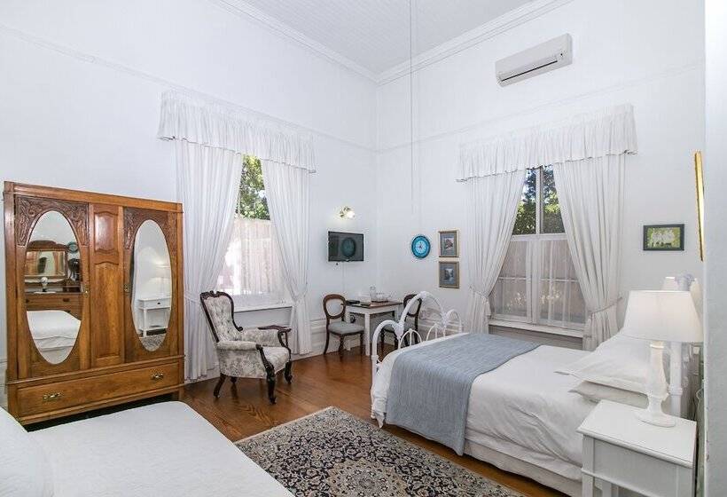 פנסיון Buiten Verwagten Guest House