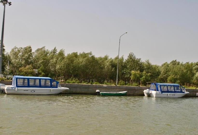 膳宿费 Delta Marina