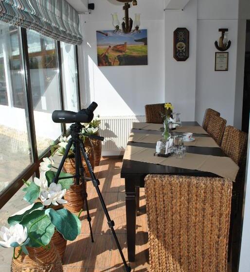 膳宿费 Delta Marina