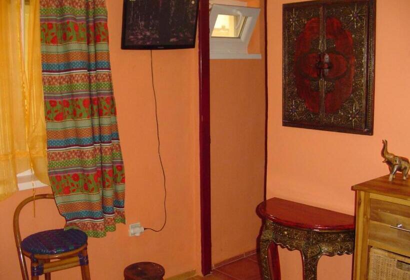 پانسیون Everlast