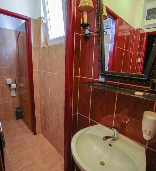 پانسیون Everlast