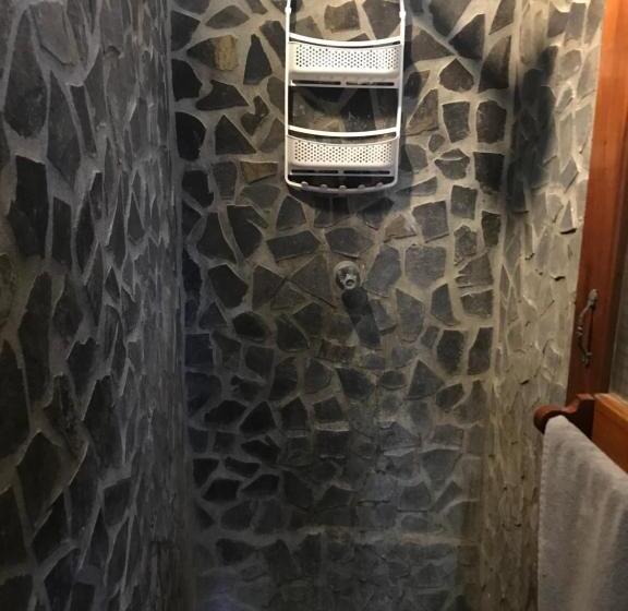 פנסיון Fenix Hotel   On The Beach