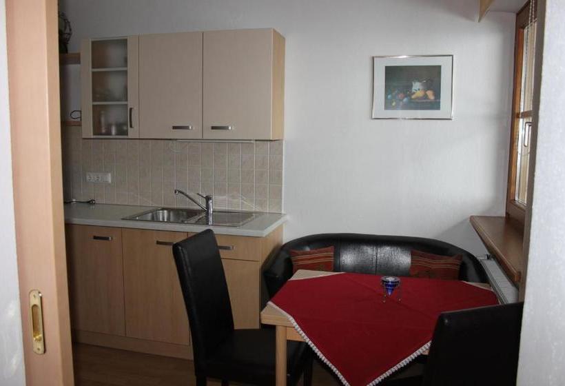 بنسيون Gästehaus Trude Waltl