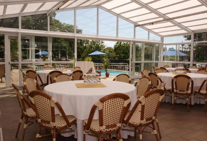 بنسيون Guest House At Norwalk Inn