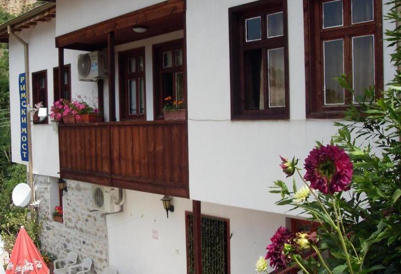 펜션 Guest House Rimski Most