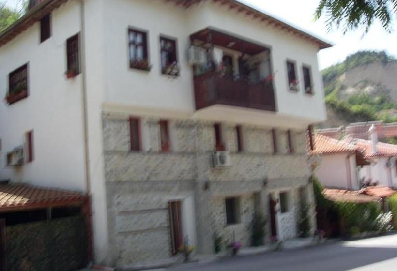 펜션 Guest House Rimski Most