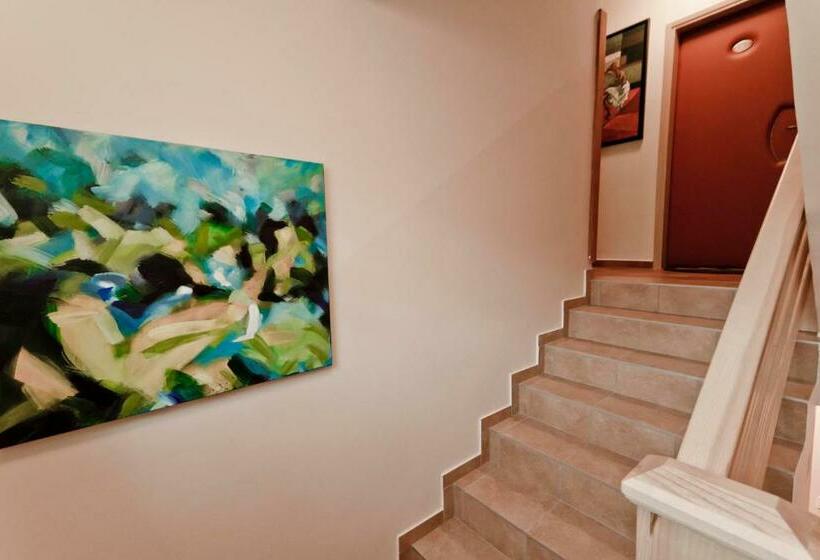 پانسیون Guesthouse Les