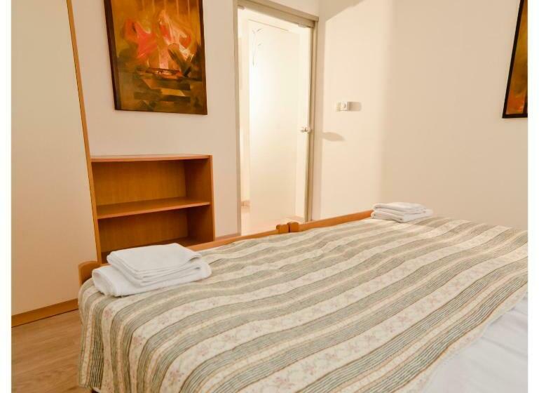 پانسیون Guesthouse Les