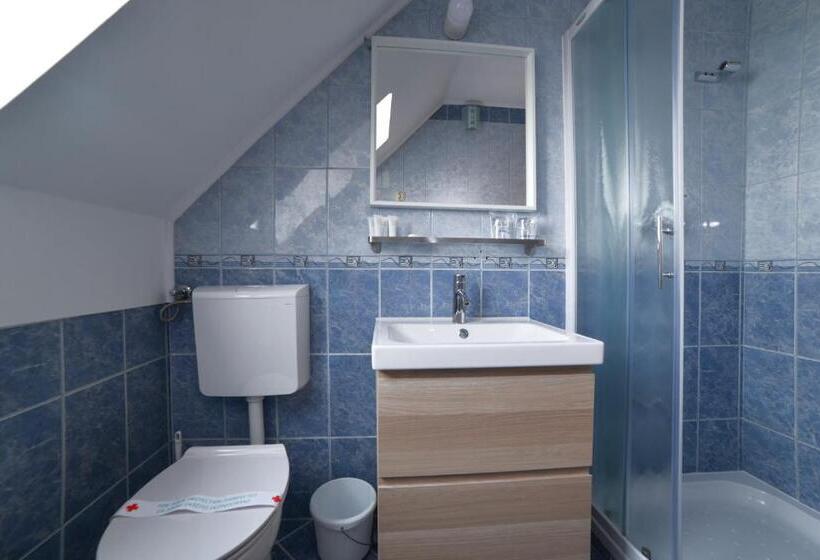 پانسیون Guesthouse Les