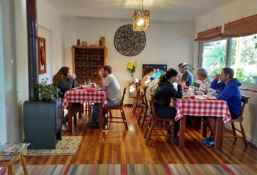 بنسيون Hostal Petit Verdot