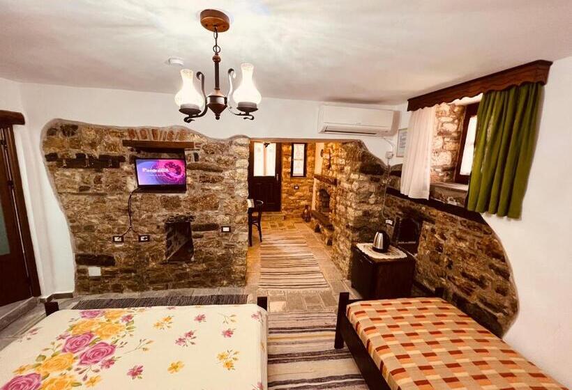 פנסיון Kris Guesthouse