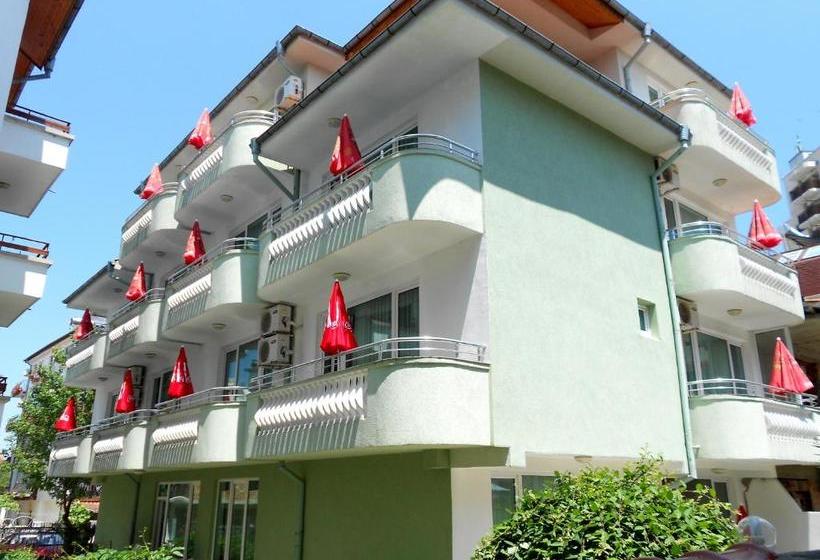 ペンション Laguna