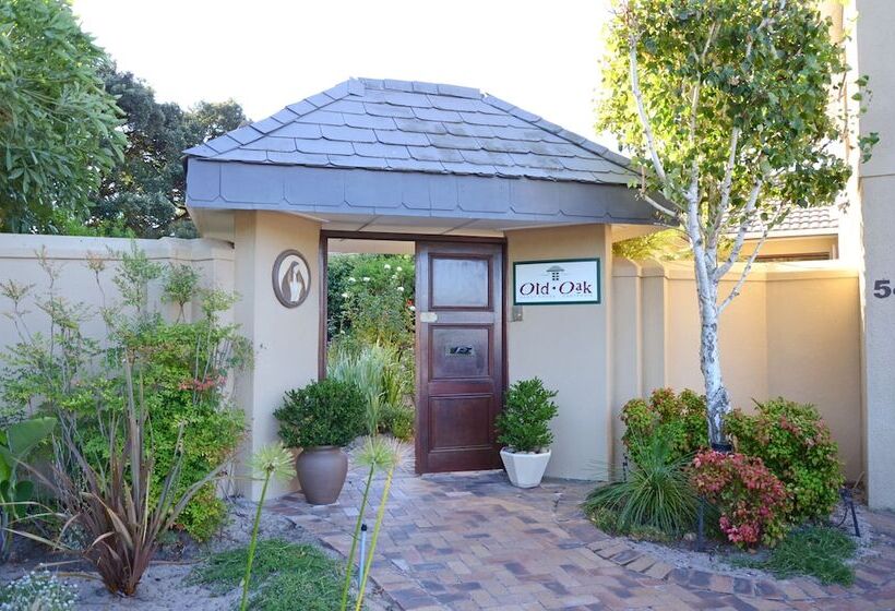 פנסיון Old Oak Guest House