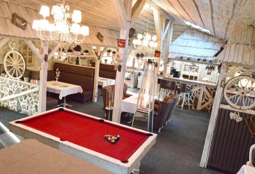 펜션 Penzión Hoffer