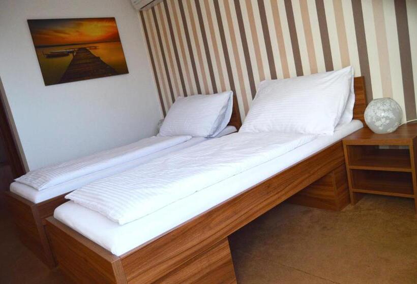 펜션 Penzión Hoffer