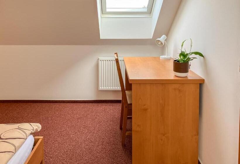 بنسيون Penzion Na Stavidle