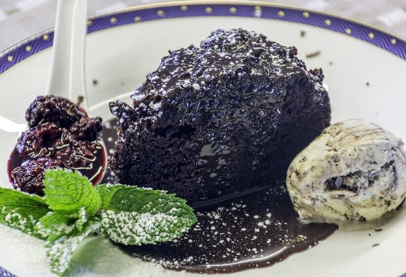 פנסיון Ribbonwood Country House