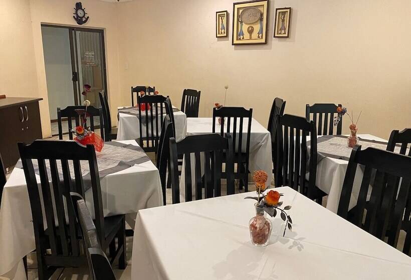 פנסיון Sidze Guest House