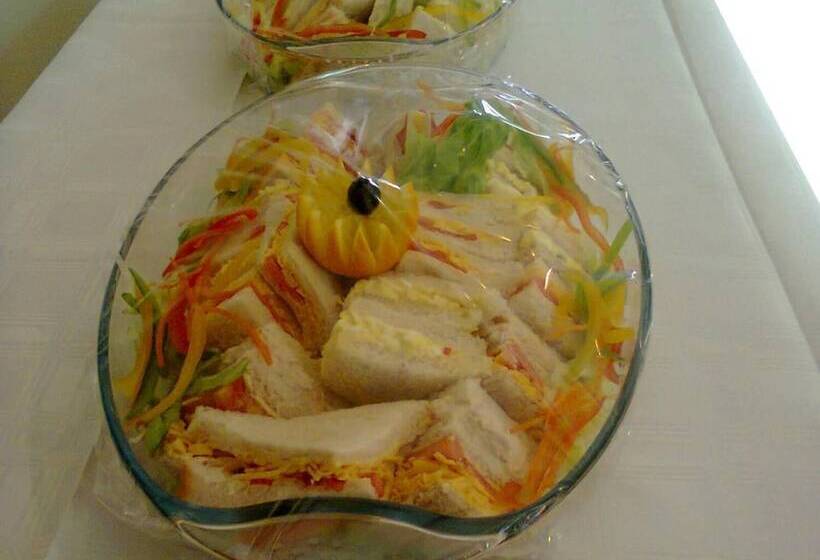 פנסיון Sidze Guest House