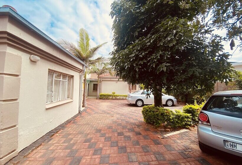 פנסיון Sidze Guest House