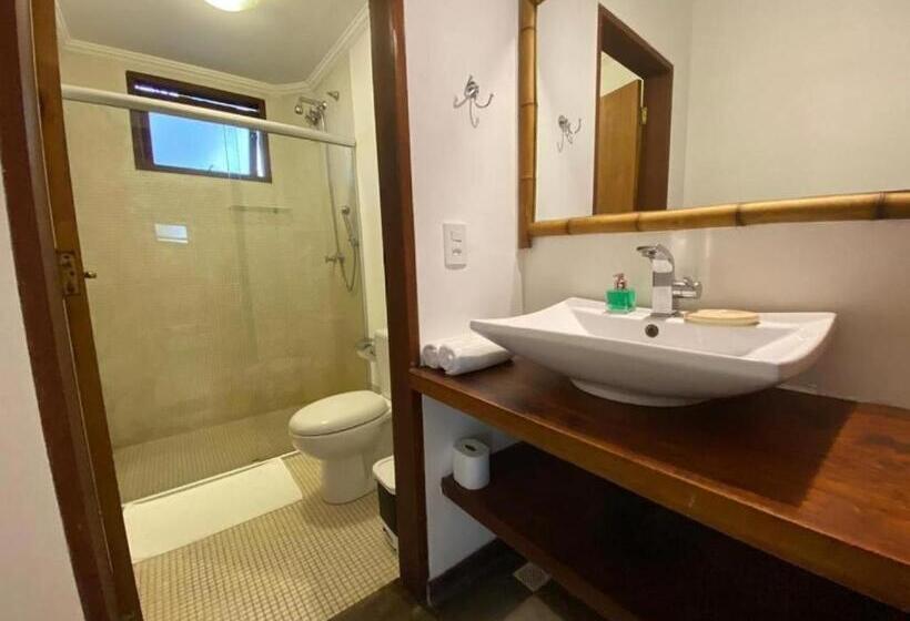 ペンション Thai Pousada