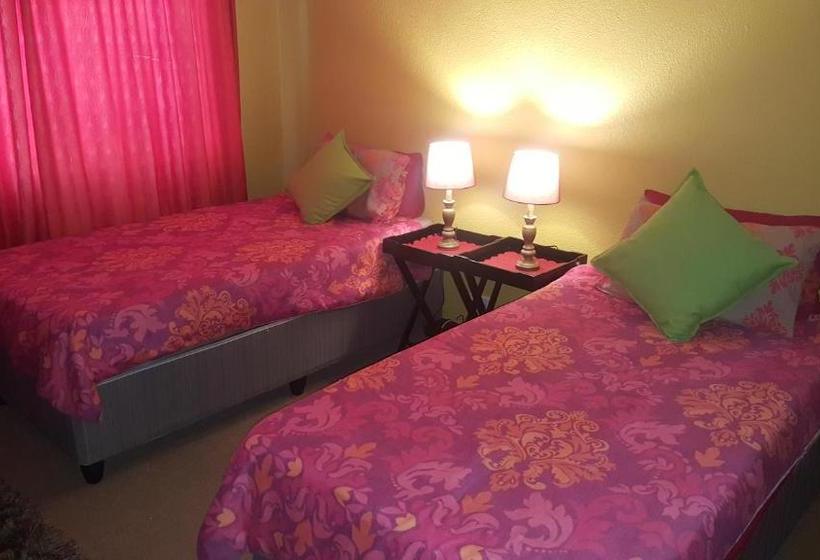 ペンション The Loft Lynette S