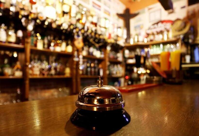 Pension Alfa & Whisky Pub