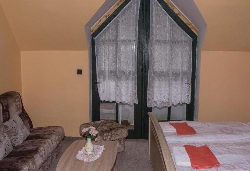 Restaurace A Pension První Mlýn Chomutov