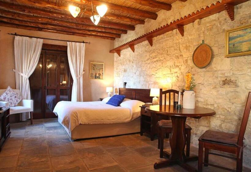 הוסטל Agrovino Lofou