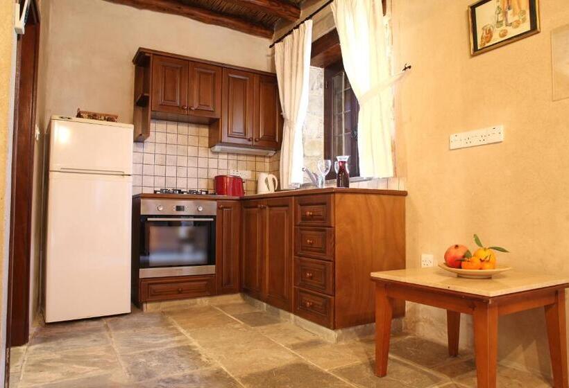 הוסטל Agrovino Lofou