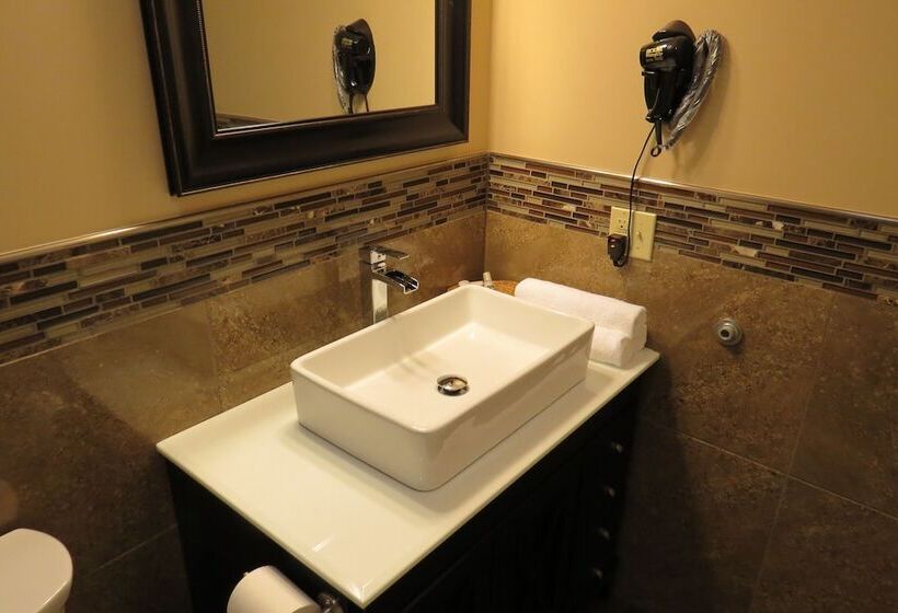 호스텔 Dockside Suites