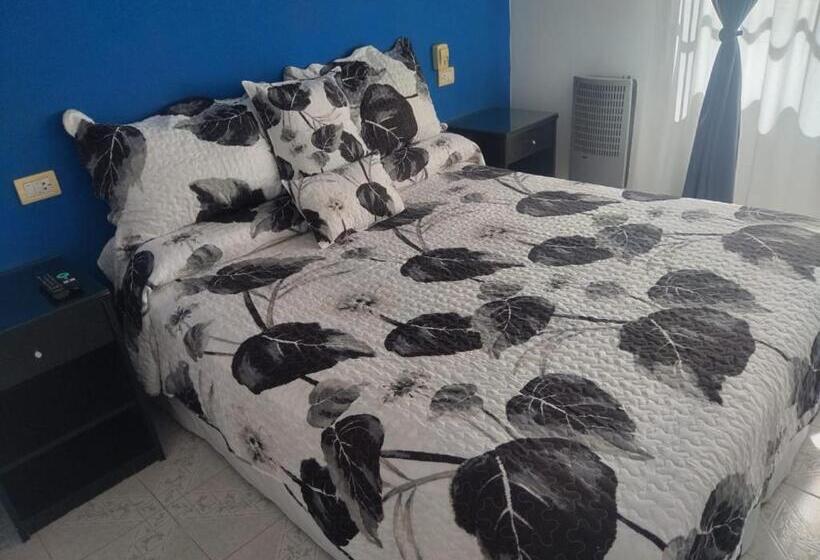 فندق صغير La Posada De Los Fresnos