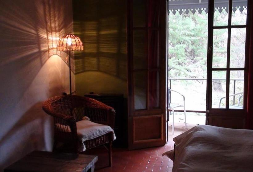 هاستل Manantial Hostería & Cabañas