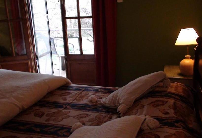 هاستل Manantial Hostería & Cabañas