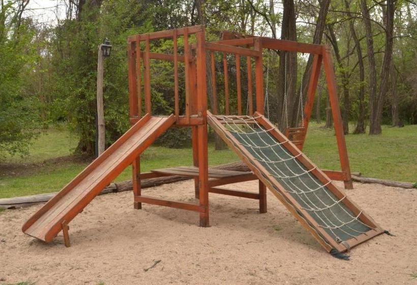 هاستل Manantial Hostería & Cabañas