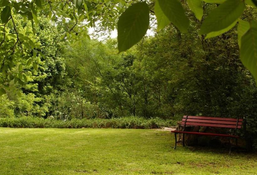 هاستل Manantial Hostería & Cabañas