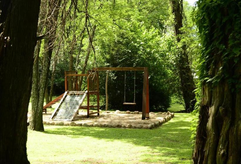 هاستل Manantial Hostería & Cabañas