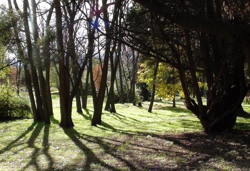 هاستل Manantial Hostería & Cabañas